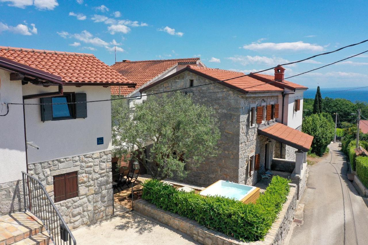 Villa Fani With Jacuzzi Ičići Eksteriør billede