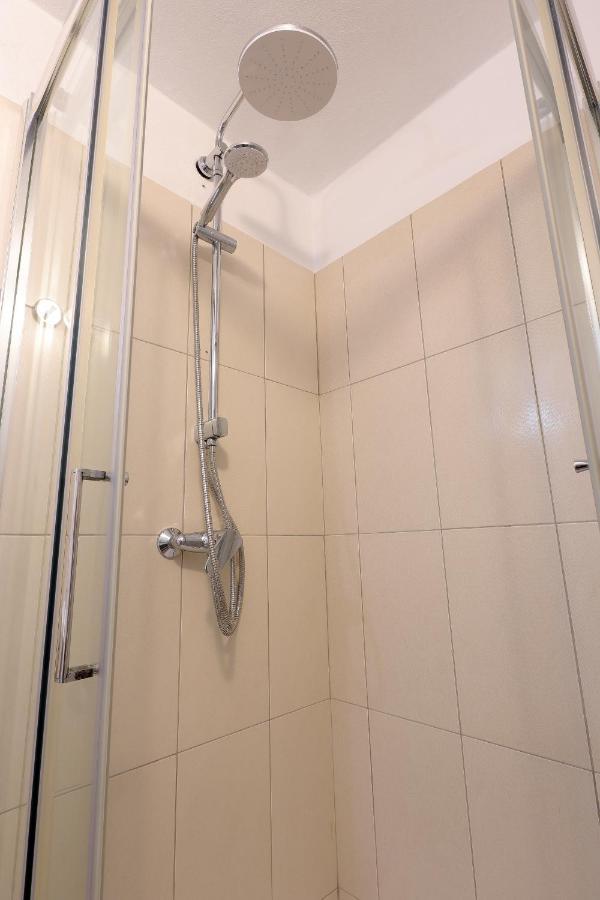 Villa Fani With Jacuzzi Ičići Eksteriør billede